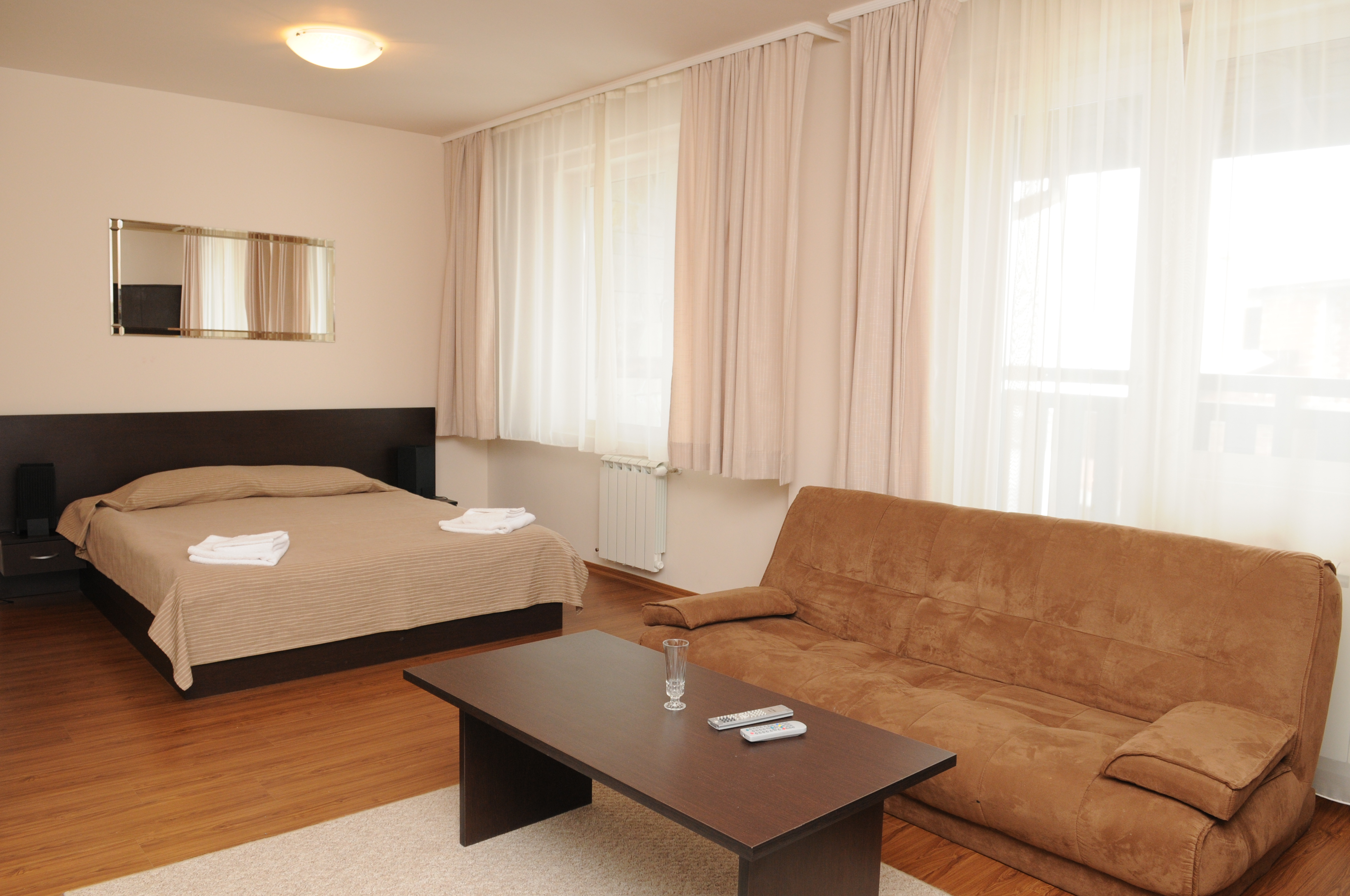 ROYAL TOWERS APARTHOTEL- SPR