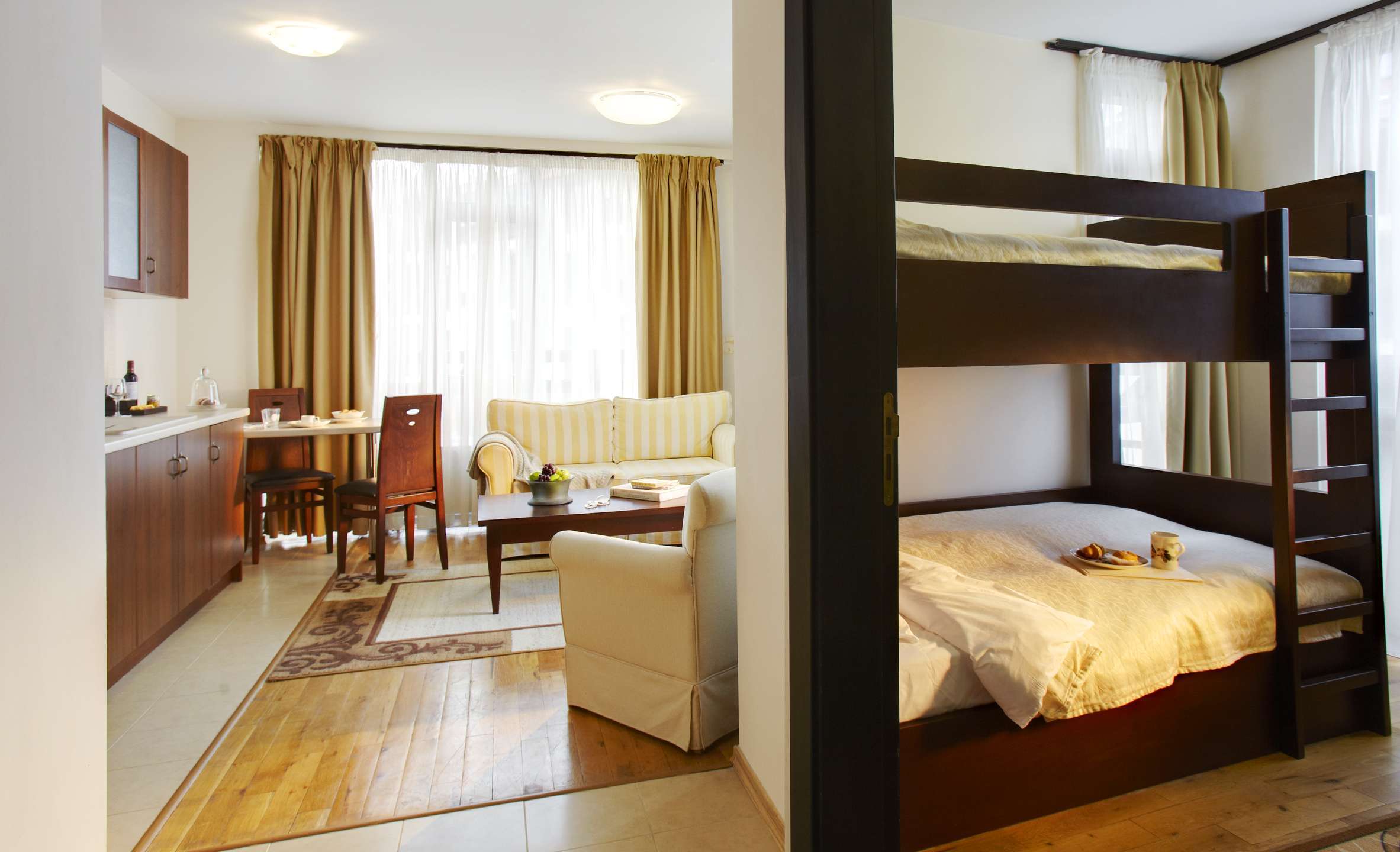 PREMIER LUXURY MOUNTAIN RESORT AH