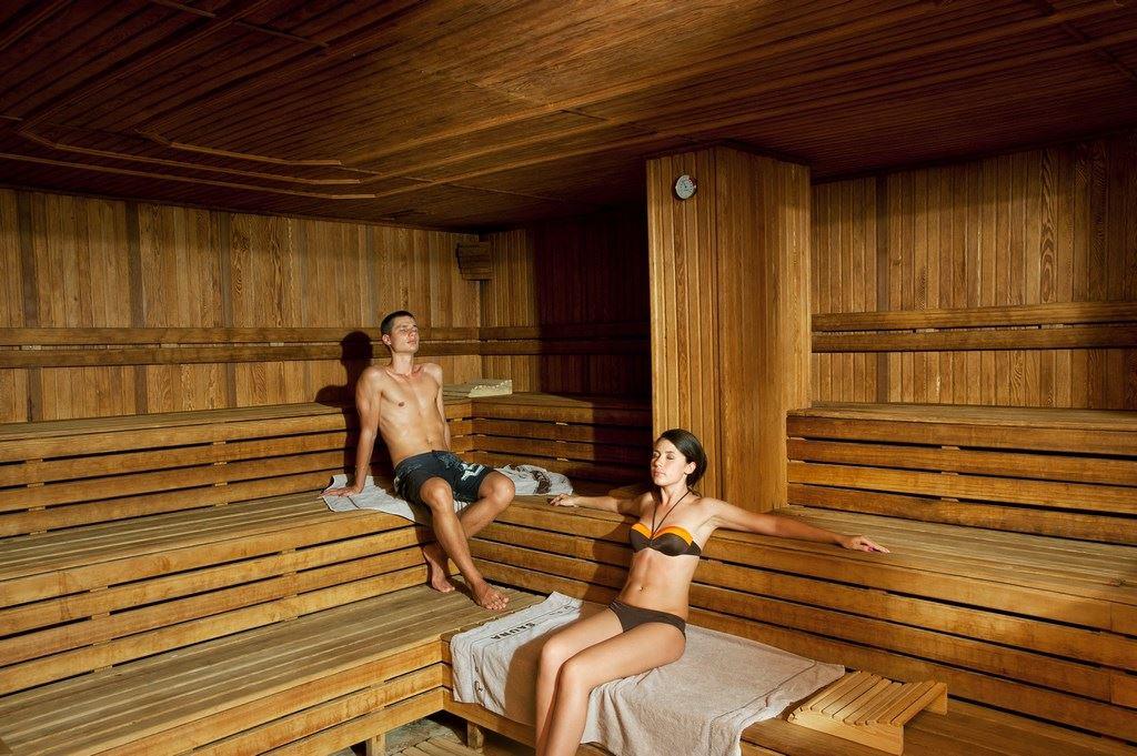 СRYSTAL TAT BEACH GOLF RESORT & SPA