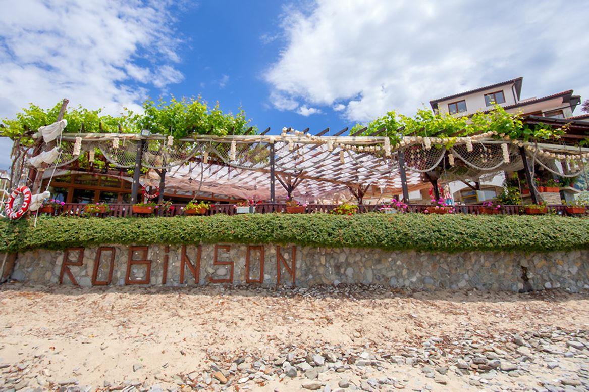 Robinson VIP Apartments