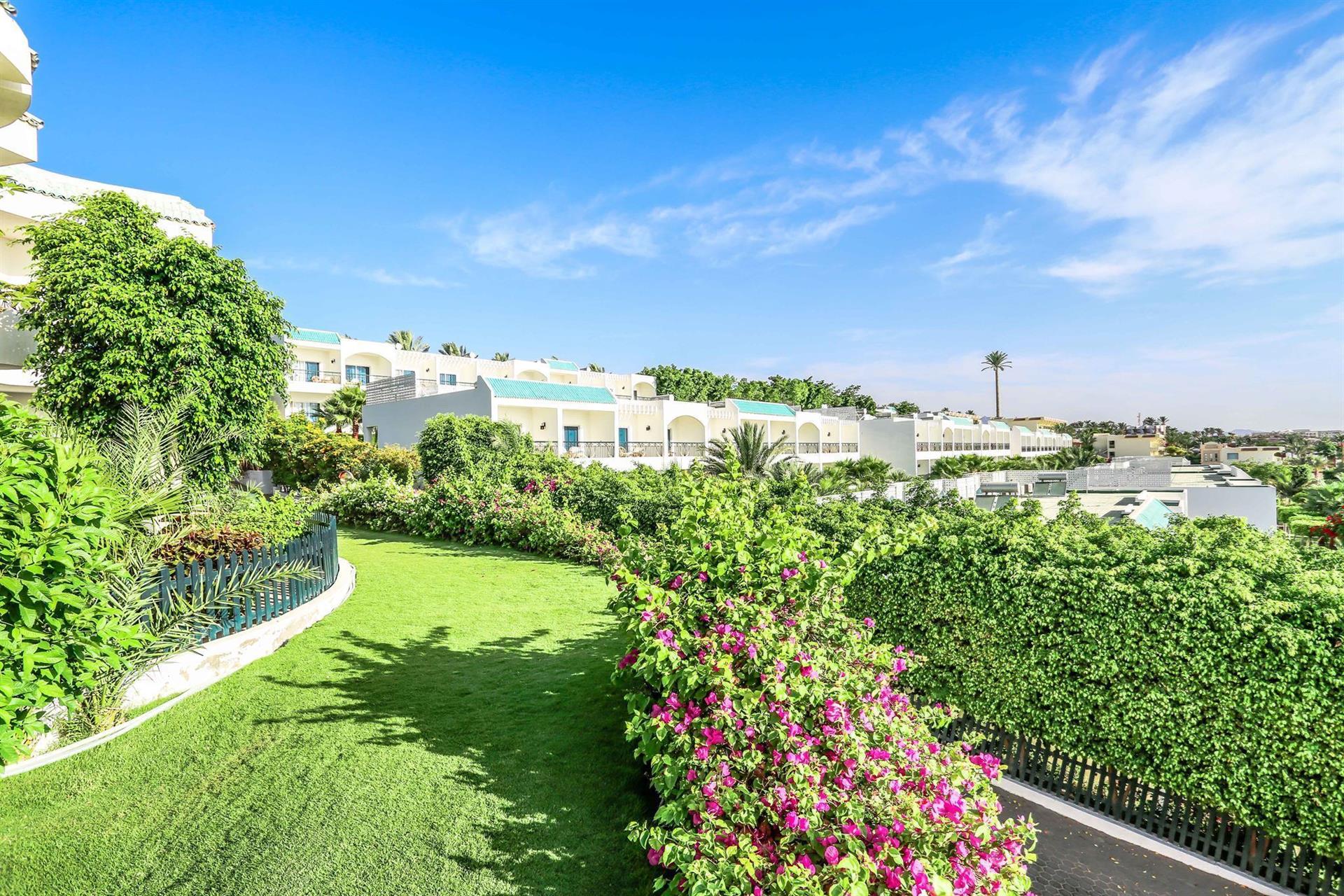 Sultan Gardens Resort