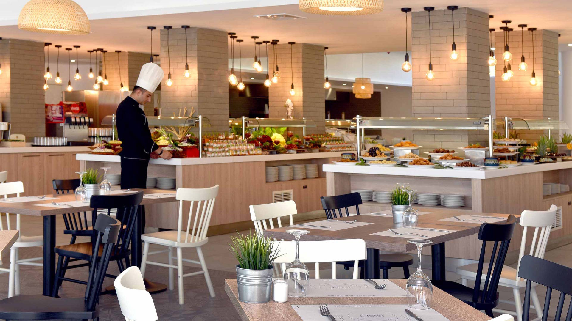 iHot@l /FORMER STRANDJA/