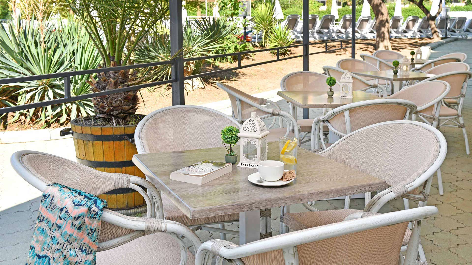 iHot@l /FORMER STRANDJA/