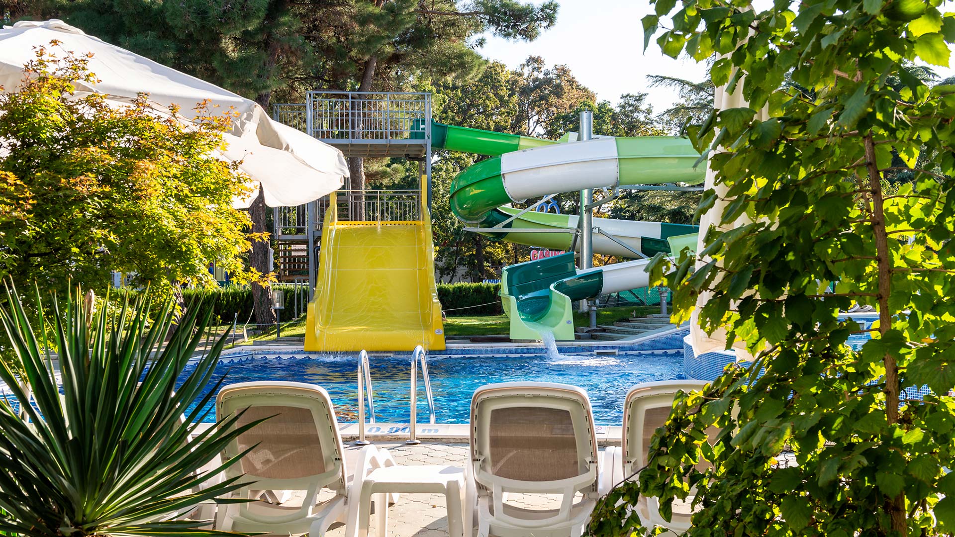 iHot@l /FORMER STRANDJA/