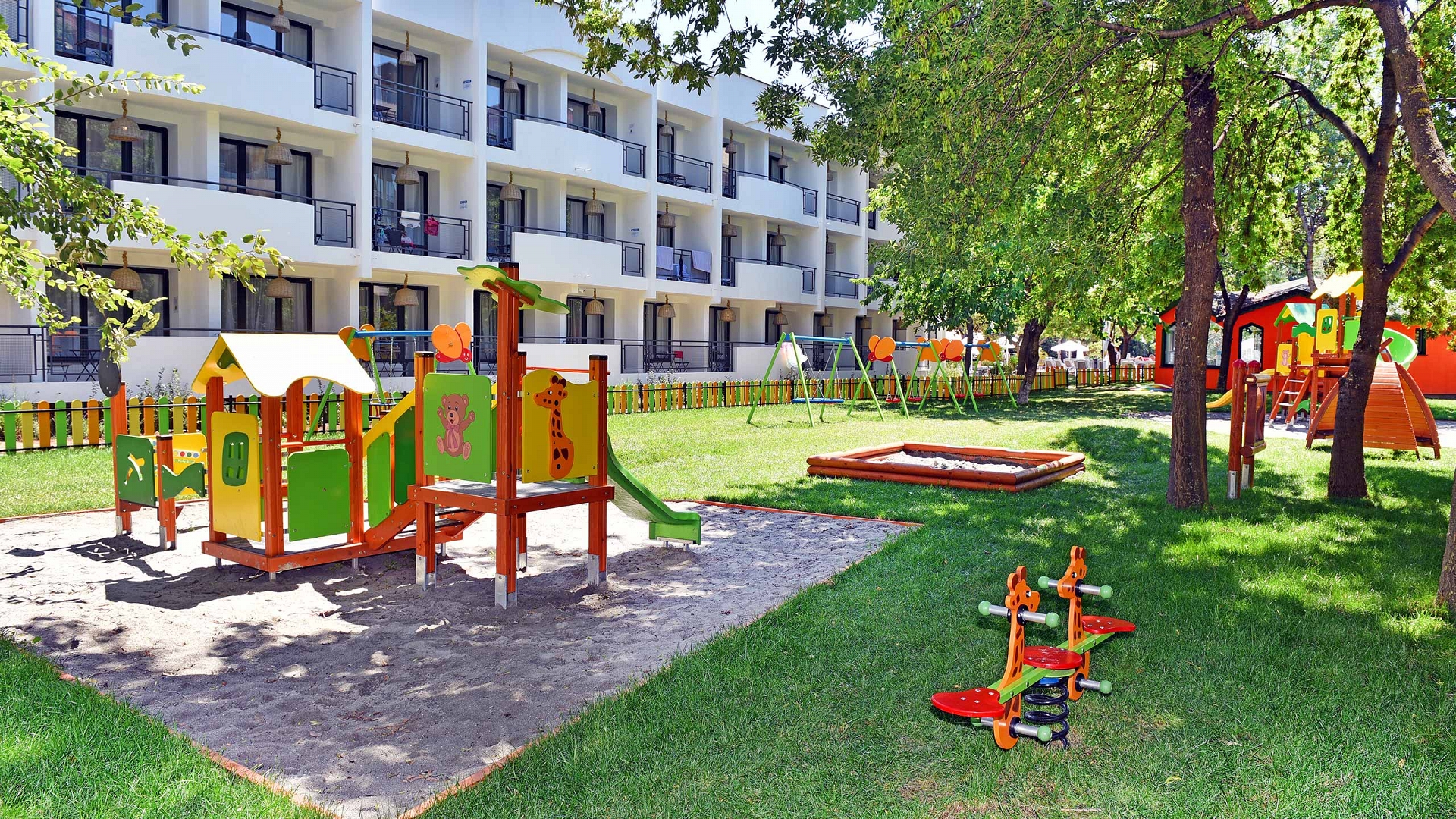 iHot@l /FORMER STRANDJA/