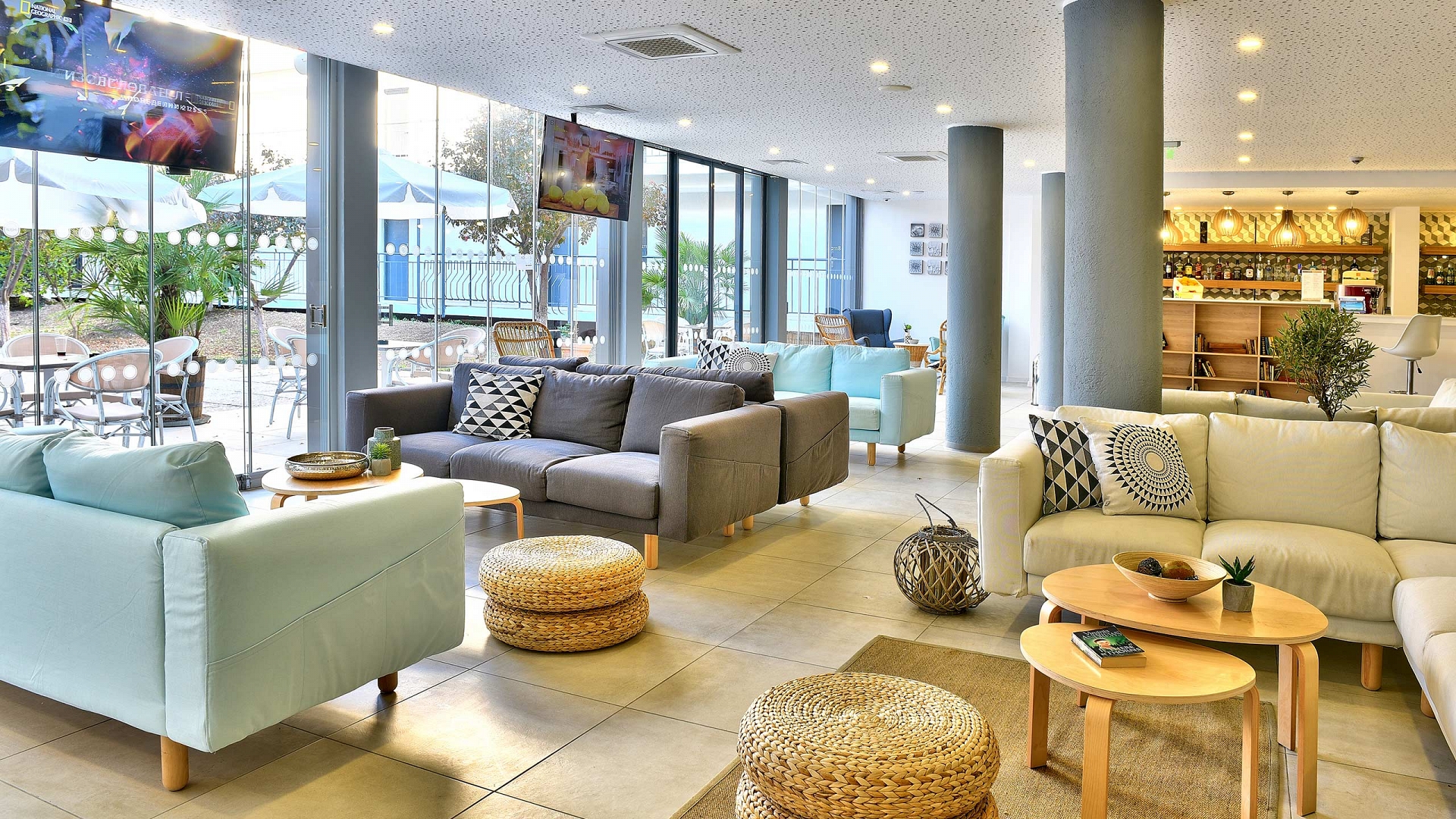 iHot@l /FORMER STRANDJA/