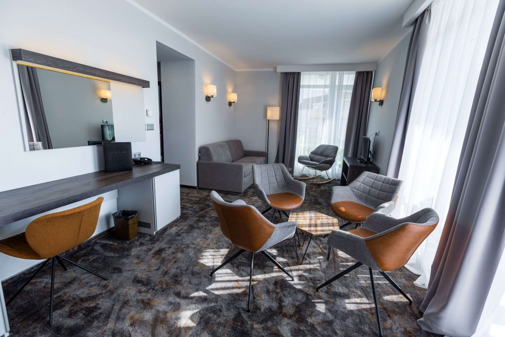 Best Western PLUS Premium Inn 4*