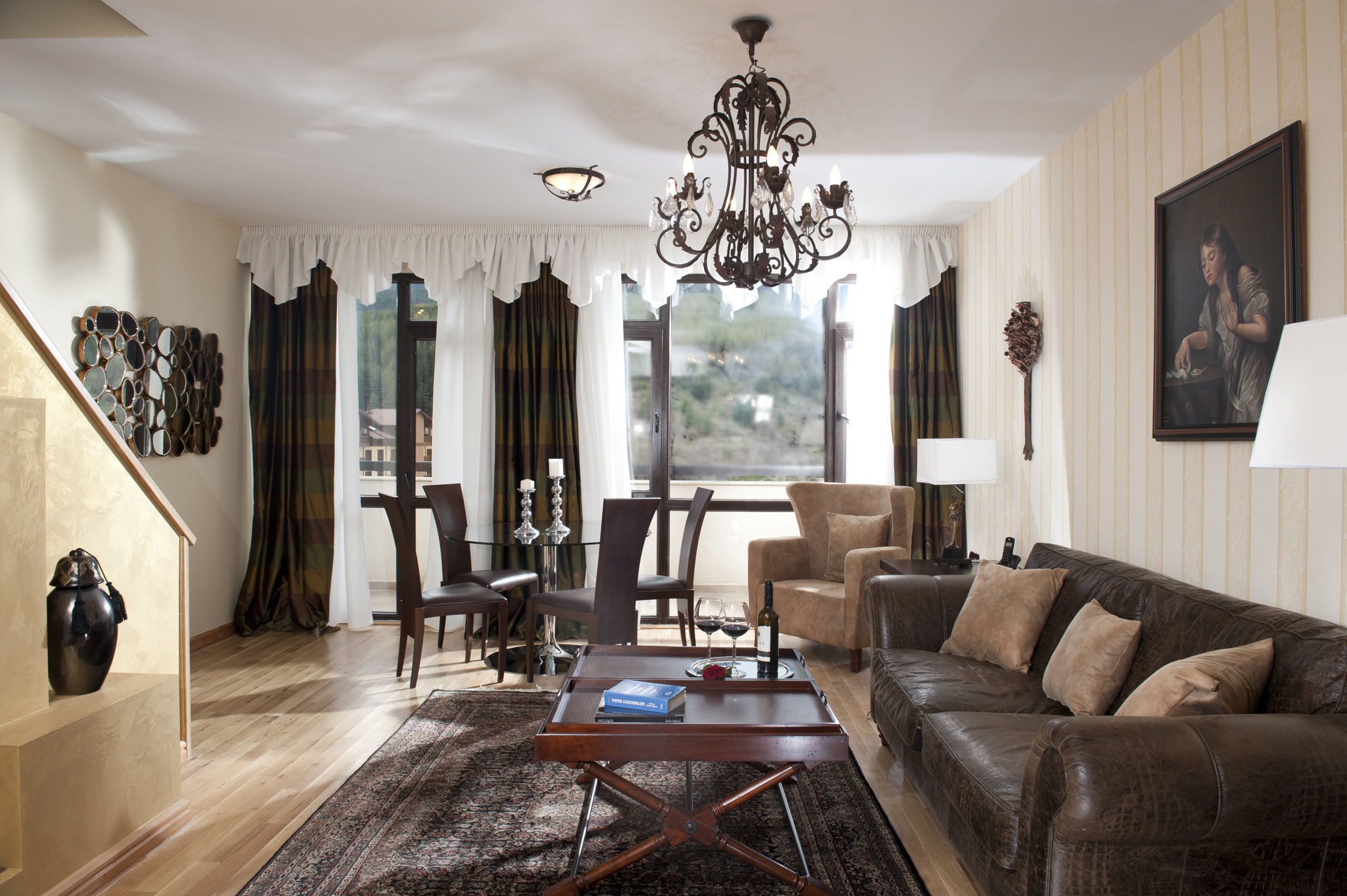 PREMIER LUXURY MOUNTAIN RESORT AH