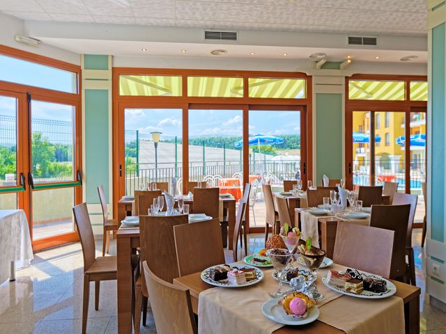 Serena Residence 3* Serena Residence 3*