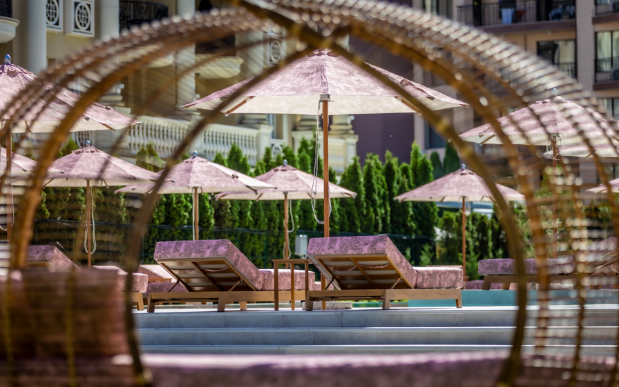 J’Adore Secret Garden