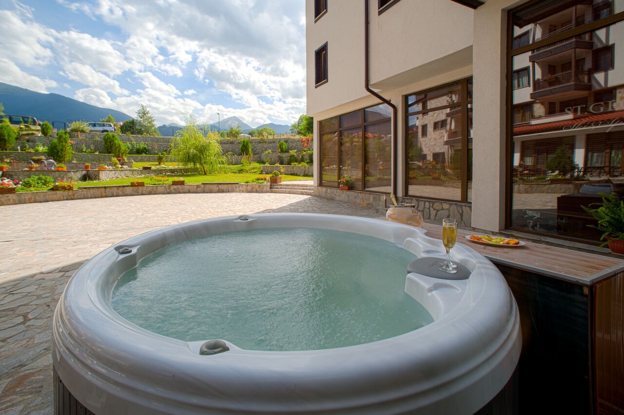 ST. GEORGE SKI & SPA