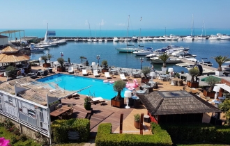 Palace Marina Dinevi