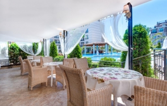 Dawn Park Aparthotel