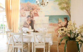 Dawn Park Aparthotel