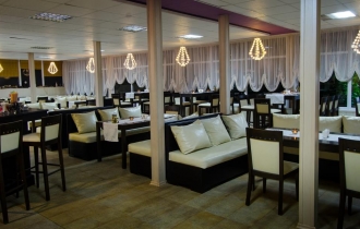 Tropics Hotel