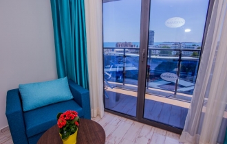 Smartline Meridian Hotel(former Meridian)