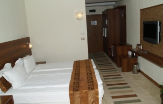 LAGUNA BEACH 4*