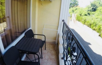 Villa Sardinia , Святой влас