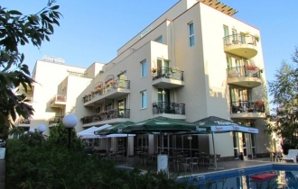 Aurelia 3*