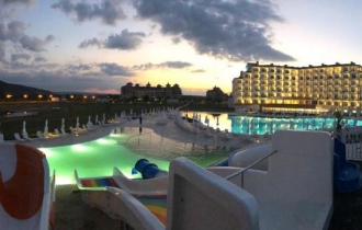 Sunrise Blue Magic Resort