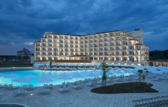 Sunrise Blue Magic Resort