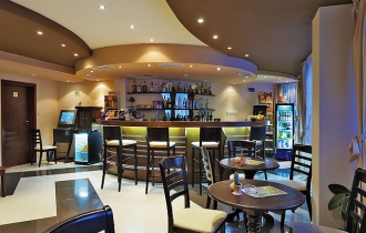 BELMONT APART HOTEL
