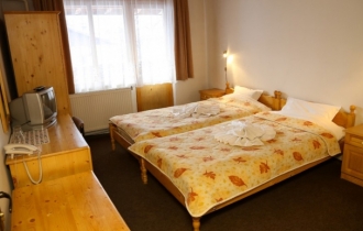BISSER FAMILY HOTEL