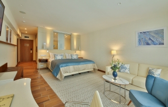 Maritim Paradise Blue Hotel & Spa