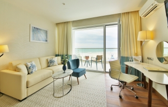 Maritim Paradise Blue Hotel & Spa