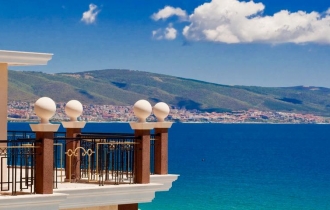 Golden Rainbow Aparthotel