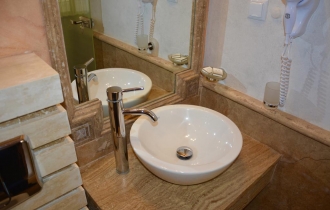 Golden Rainbow Aparthotel