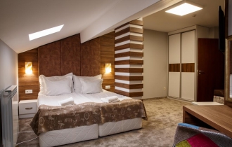 CASA KARINA APARTHOTEL