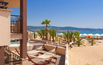 Golden Rainbow Aparthotel