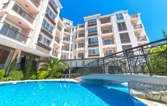 Romance Marine Aparthotel