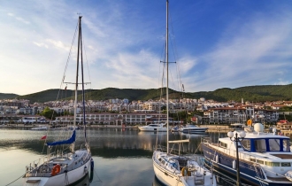 Palace Marina Dinevi