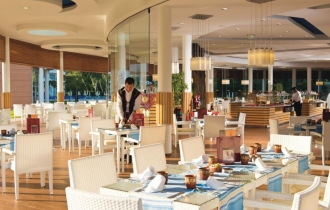 RIU Helios