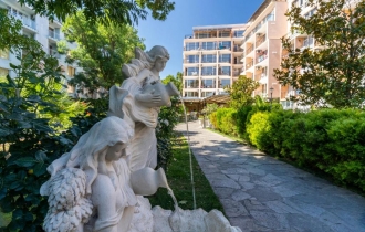 Riva 3*