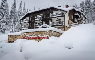 Stream Resort