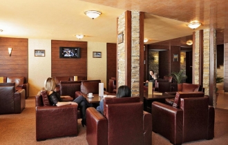 Forest Nook Aparthotel_Annex building