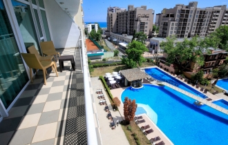 GRAND HOTEL NIRVANA (ex. Grand Hotel Oasis)