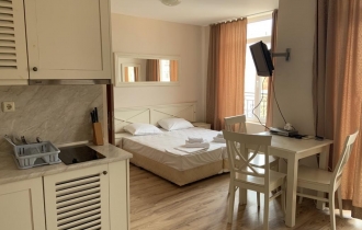 Dawn Park Aparthotel