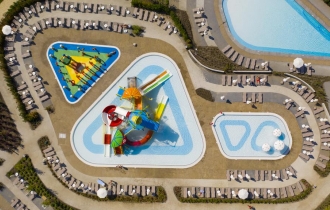 Wave Resort