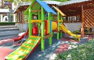 Estreya Residence