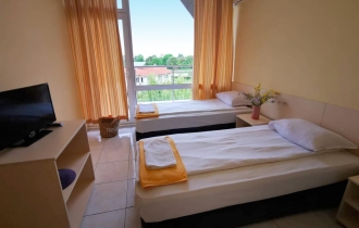Club Hotel Vedren