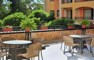 Paradise Green Park Aparthotel