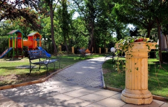 Paradise Green Park Aparthotel