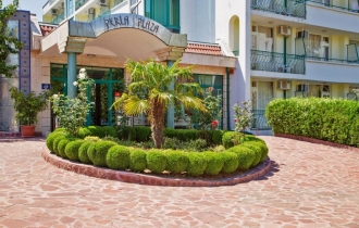 Perla Plaza