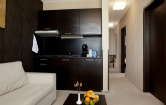 LUCKY APARTHOTEL