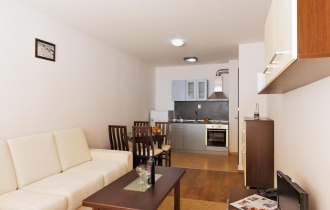 Forest Nook Aparthotel_Annex building