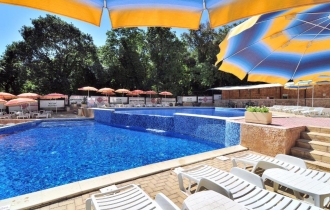 Paradise Green Park Aparthotel